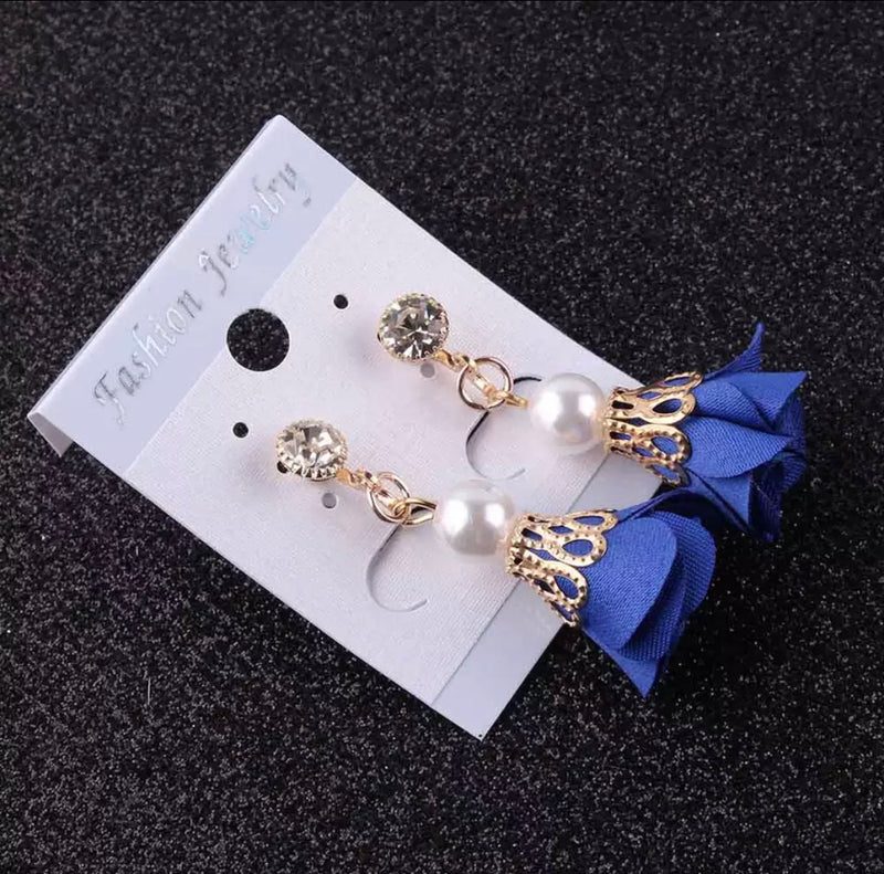Trendy 1 1/2" clip on gold, dark blue satin flower and pearl earrings