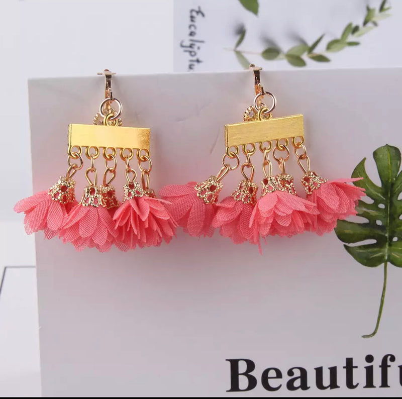 Unique 1 3/4" clip on gold and black wide fabric flower earrings