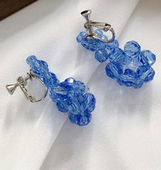 Vintage clip on blue and white clear bead dangle flower earrings
