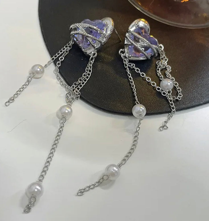 Clip on 4 1/2" silver and purple stone earrings with dangle pearl and chains