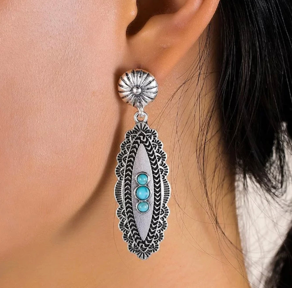 Western Design Silver Tone Teardrop Earrings with Turquoise Stones