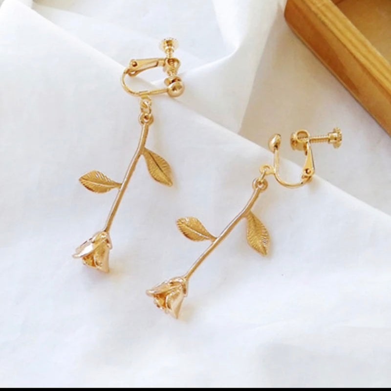 Clip on 2" gold long vine, leaf and flower dangle earrings