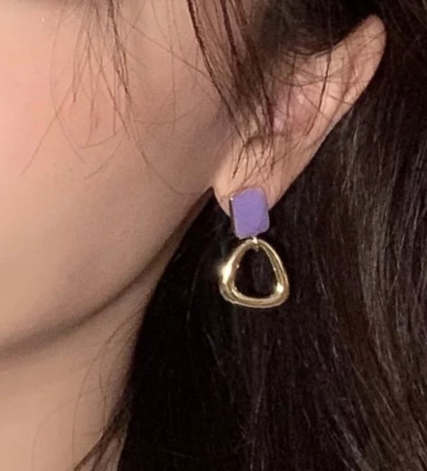 Clip on 1 1/4" gold purple dangle odd shaped hoop earrings